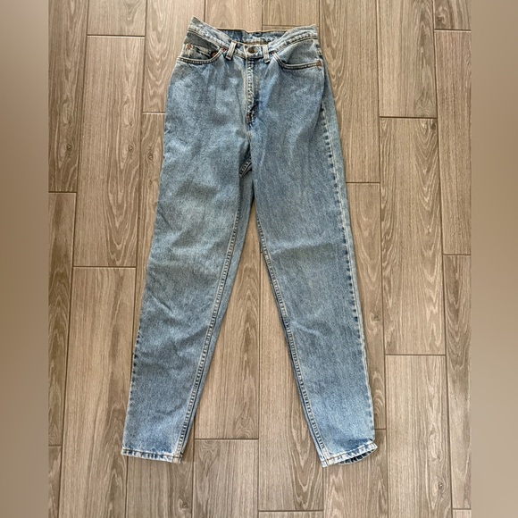 Vintage Levi’s|Women’s high rise mom jeans,slim/barrel skinny style•••Size 9 - Picture 9 of 14
